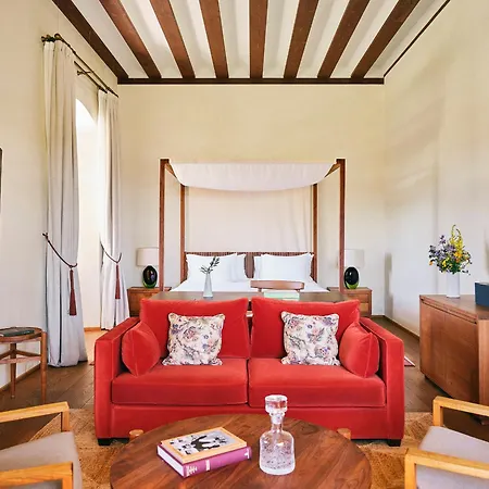 Abadia Retuerta Ledomaine ホテル