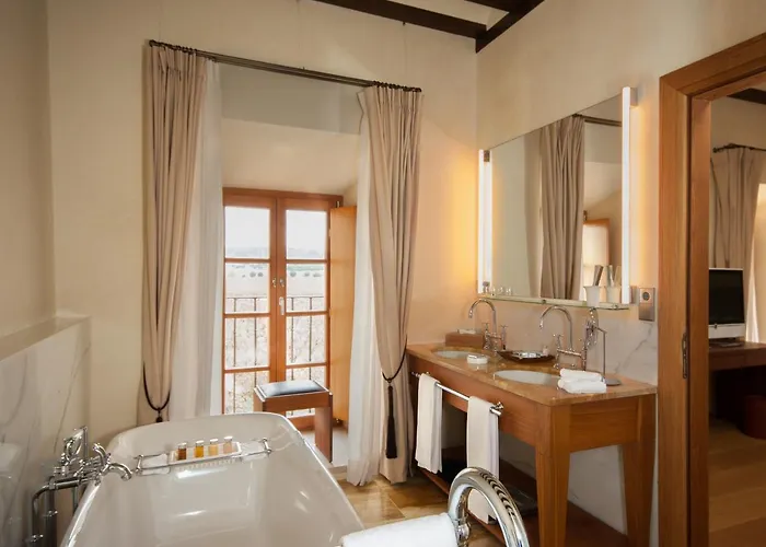 阿巴迪亚雷图尔塔勒多敏酒店 Sardon De Duero